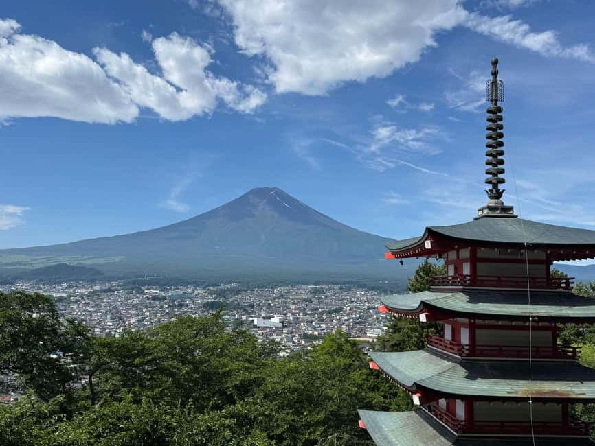 image n.8 of From Tokyo: Mount Fuji Full Day Private Tour English Guide activity in Fujikawaguchiko, uploaded by supplier