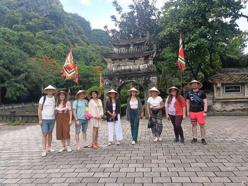 image n.4 of Hanoi/Ninh Binh: 1-Day Tam Coc/Trang An, Hoa Lu & Mua Caves activity in Central Vietnam, uploaded by supplier