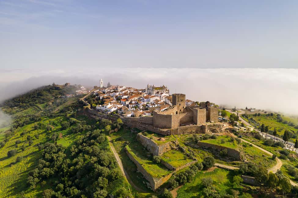 imagem n.1 de Viagem de 1 dia a Évora e Monsaraz - Grupo pequeno atividade em Évora, carregada pelo fornecedor