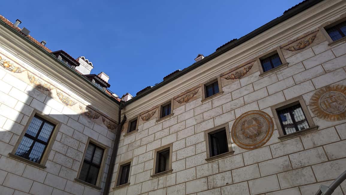 imagem n.10 de Český Krumlov: Viagem privada de 1 dia a partir de Praga com guia local atividade em Český Krumlov, carregada pelo fornecedor