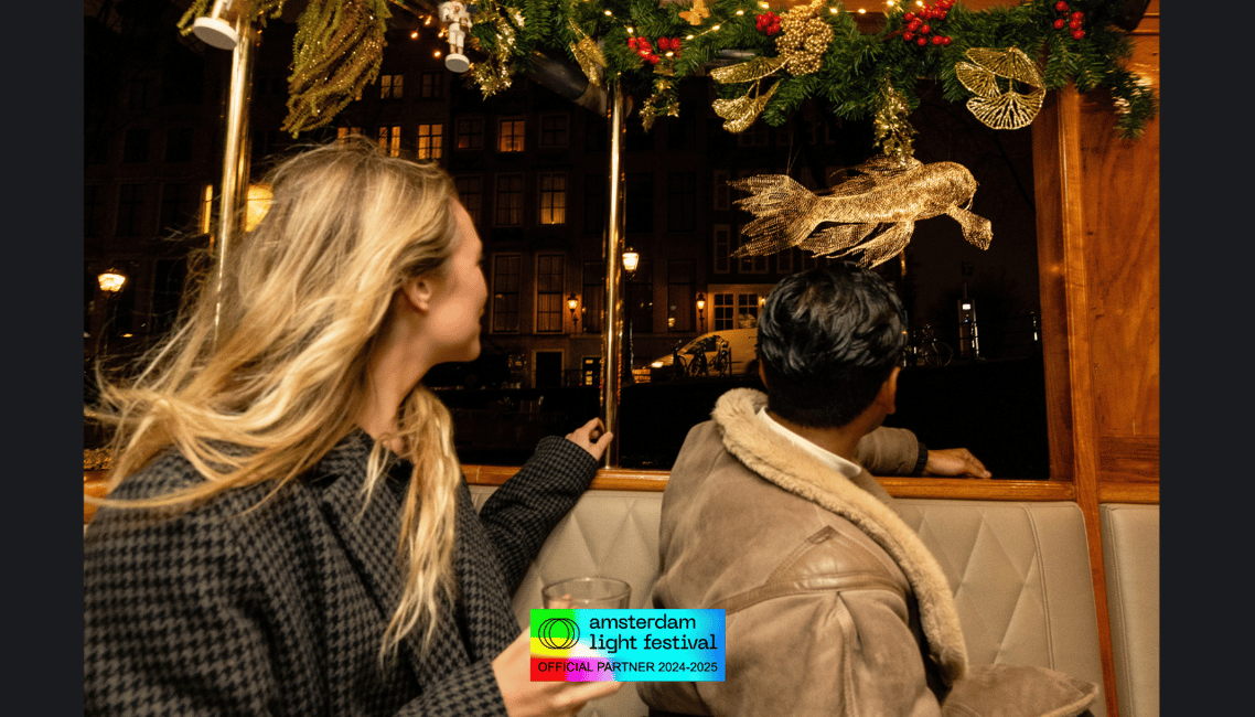 afbeelding n.6 van Amsterdam: Lichtfestival Verwarmde Rondvaart met Drankjes & Snacks activiteit in Amsterdam, geüpload door aanbieder