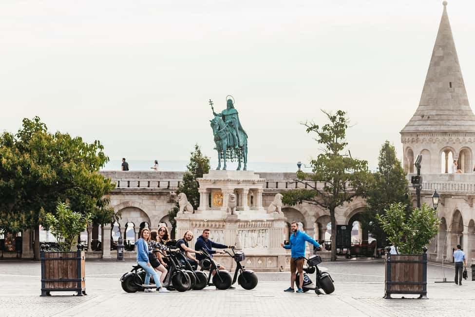 Image N°14 de Budapest : visites en petit groupe en scooter électrique MonsteRoller activité à Budapest, publiée par le prestataire