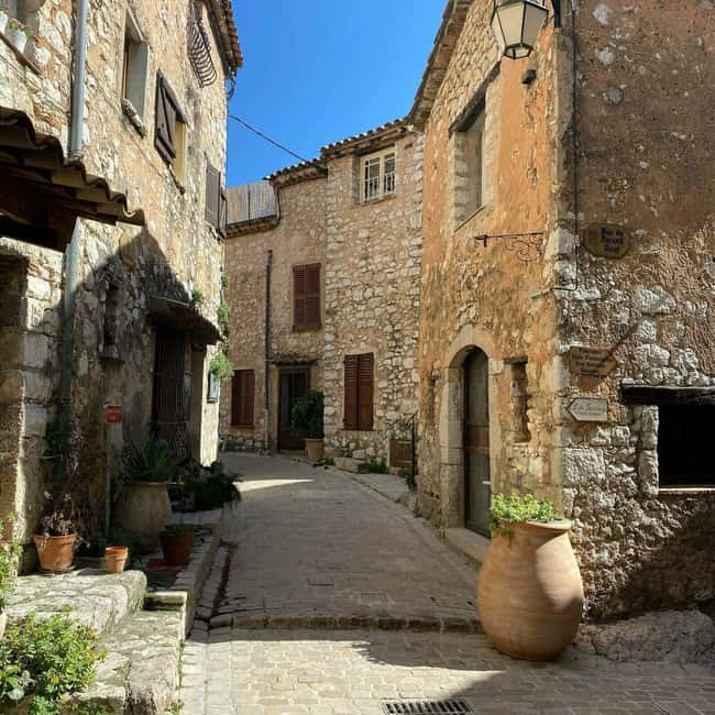 image n.19 of Provence Countryside & Medieval Villages Day Trip activity in Gourdon, uploaded by supplier