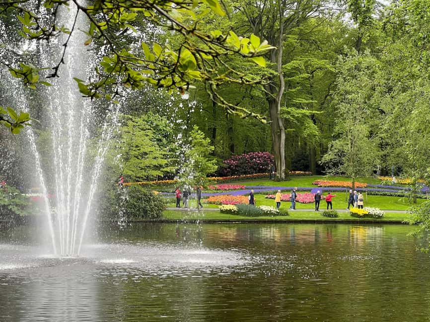 image n.17 of Amsterdam: Keukenhof Tulip Garden and Giethoorn Experience activity in Lisse, uploaded by supplier