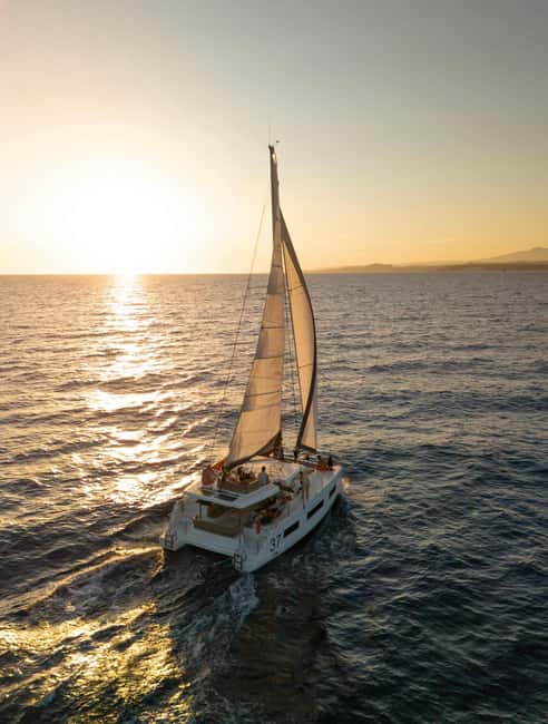 Bild Nr. 4 von Katamaranfahrt zu den Lavezzi-Inseln bei Sonnenuntergang mit Schnorcheln Aktivität in Bonifacio, hochgeladen vom Anbieter