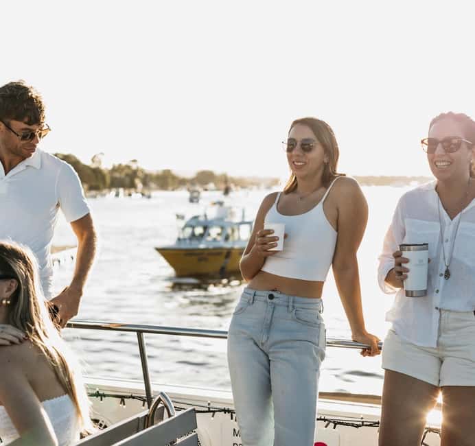 image n.7 of Noosa: River and Canals - Day Cruise activity in Noosaville, uploaded by supplier