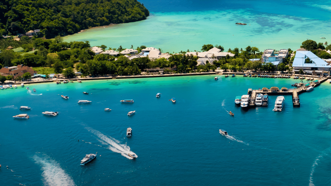 image n.3 of Phi Phi Island Highlights: Cruise, Snorkel & Buffet Lunch activity in Gulf of Thailand, uploaded by supplier