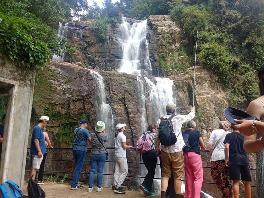image n.28 of Nuwara Eliya Full day: 5Waterfalls, 2Tea Test & pick by TUK activity in Nuwara Eliya, uploaded by supplier