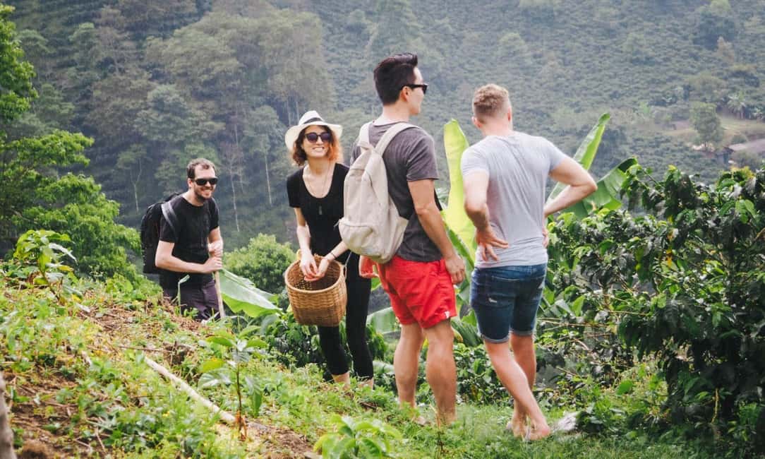 imagen n.º 1 de Kilimanjaro: Paseo por el pueblo, visita al café, cascada y almuerzo actividad en Moshi, subida por el proveedor