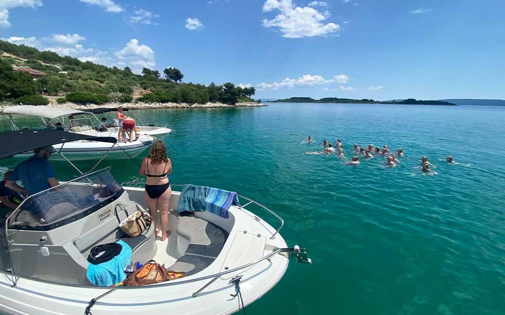 billede nr.8 af aktiviteten Trogir: Speedbådstur til Den Hvide Lagune, Maslinica og Den Blå Lagune i Dalmatien, uploadet af udbyder