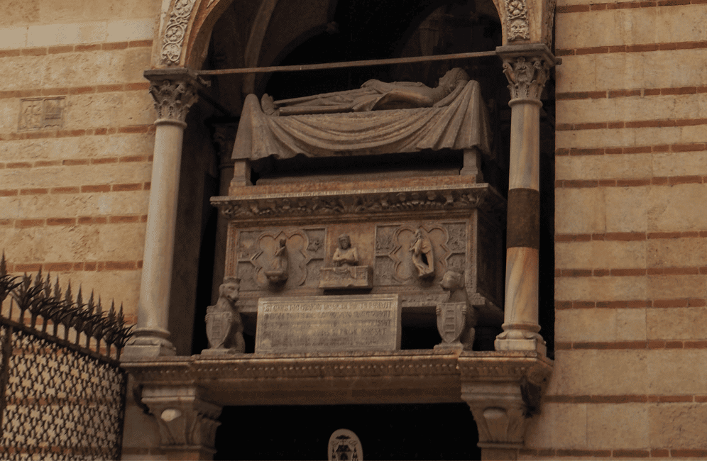 image n.14 of Dante in Verona: From Inferno to Paradise activity in Verona, uploaded by supplier