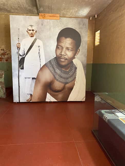 imagem n.7 de Joanesburgo: Excursão de 1 dia com o Soweto e o Museu do Apartheid atividade em Joanesburgo, carregada pelo fornecedor