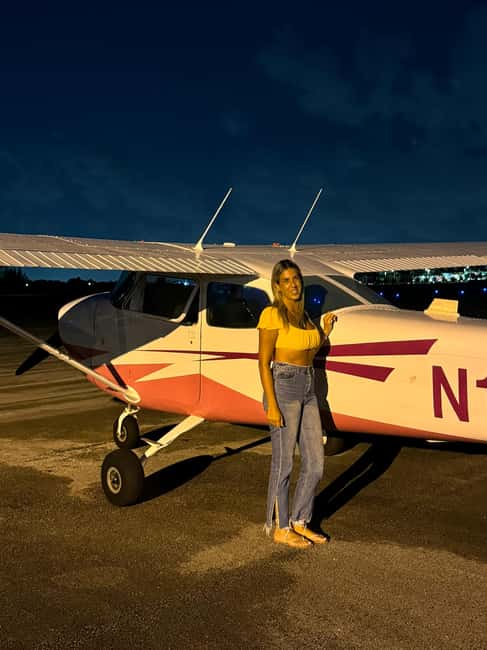 imagen n.º 44 de Miami Beach: Tour aéreo privado Night Lights - Champán gratis actividad en Miami, subida por el proveedor