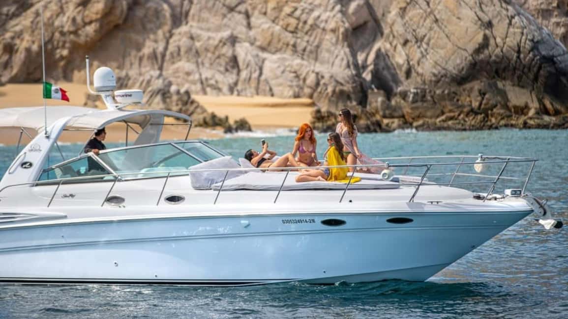image n.1 of La Paz: Day Cruise & Snorkelling (w/sea lions) Food & Drinks activity in Baja California Sur, uploaded by supplier