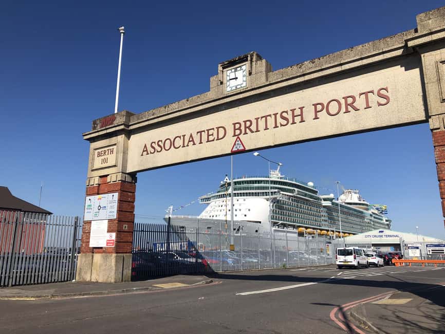 bild nr.1 av Southampton Port Transfer med Stonehenge mellanlandning ingår aktivitet i Amesbury, uppladdad av arrangören