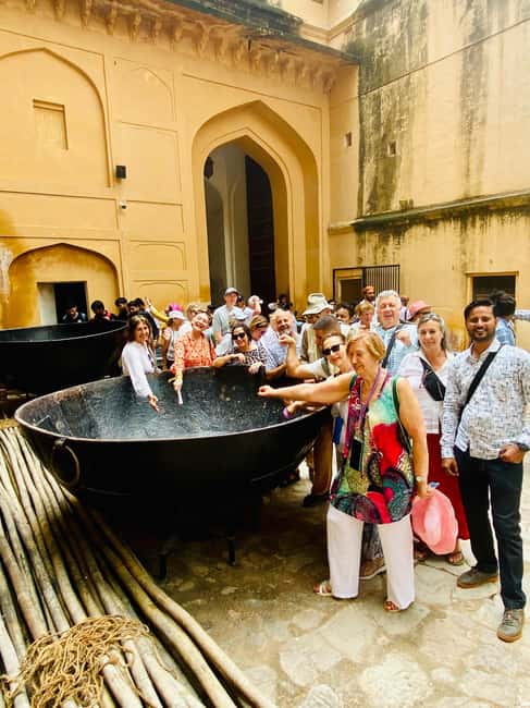 image n.2 of From Delhi : Jaipur Day Tour By Superfast Train activity in Jaipur, uploaded by supplier