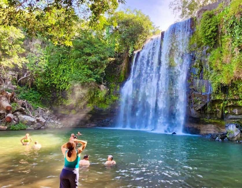 Immagine nº 1 di Guanacaste: gita di un giorno alla foresta pluviale, ai bradipi e alla natura con pranzo attività a Alajuela, caricata dal fornitore