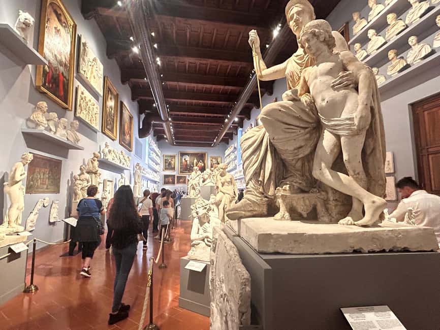 image n.18 of Florence: Michelangelo's David Entrance Ticket and Audio App activity in Florence, uploaded by supplier