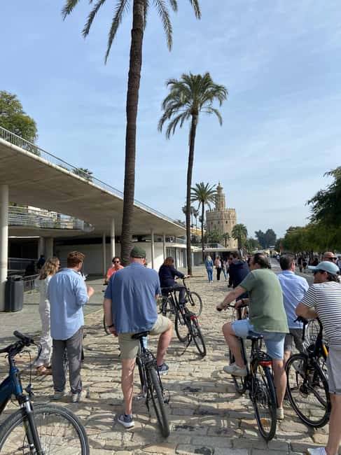 Image N°6 de Séville : Tour de ville à vélo ou en E-Bike activité à Séville, publiée par le prestataire