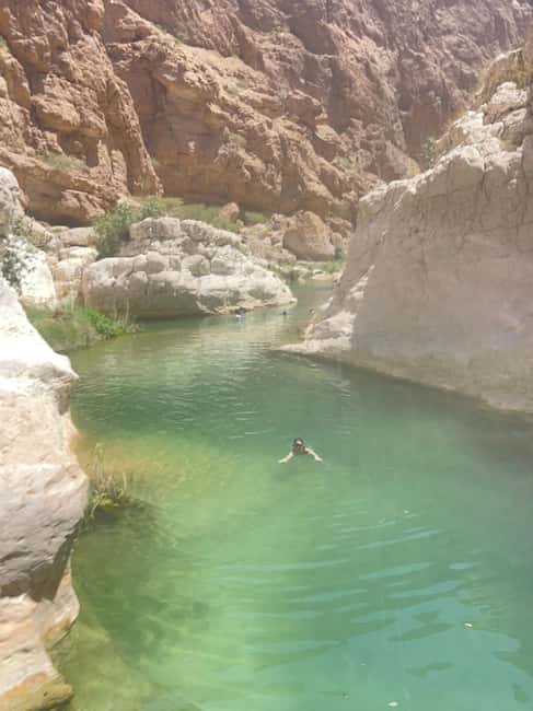 Immagine nº 31 di Muscat: escursione di un'intera giornata a Wadi Shab, grotta romantica e sinkhole attività a Regione al-Sharqiyya, caricata dal fornitore