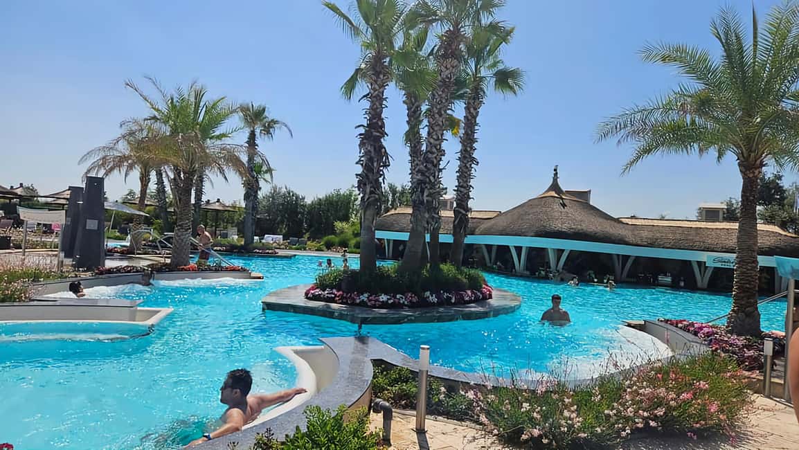 image n.2 of Therme:Spa Day at the biggest oasis of Relaxation《Bucharest》 activity in Balotesti, uploaded by supplier