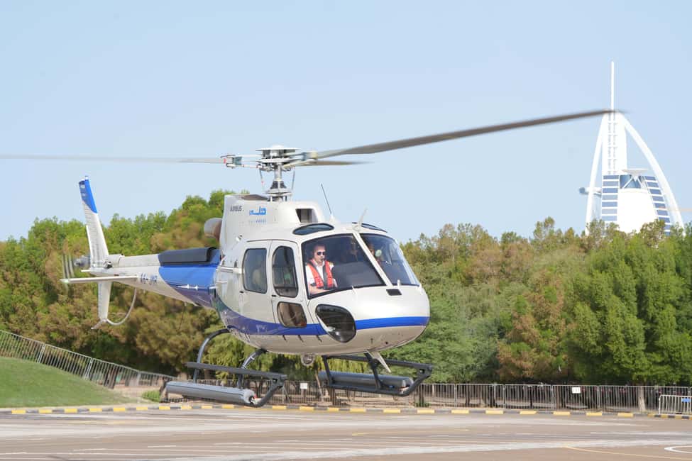 Bild Nr. 1 von Dubai: 30-minütige Tour mit dem Hubschrauber über die Landschaft Aktivität in Dubai, hochgeladen vom Anbieter