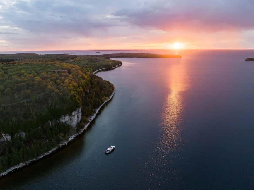 image n.1 of Fish Creek, WI: Sunset Live Music Cruise activity in Fish Creek, uploaded by supplier