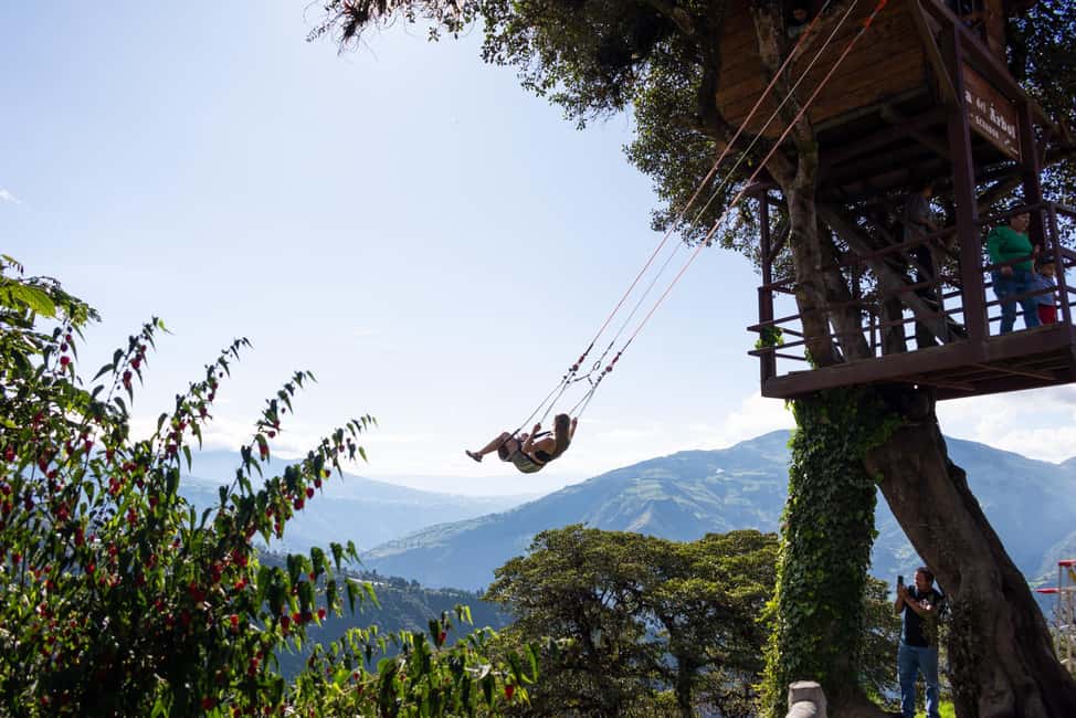 image n.2 of From Quito: Baños, Pailón del Diablo, Manos de Dios Day Trip activity in Baños de Agua Santa, uploaded by supplier