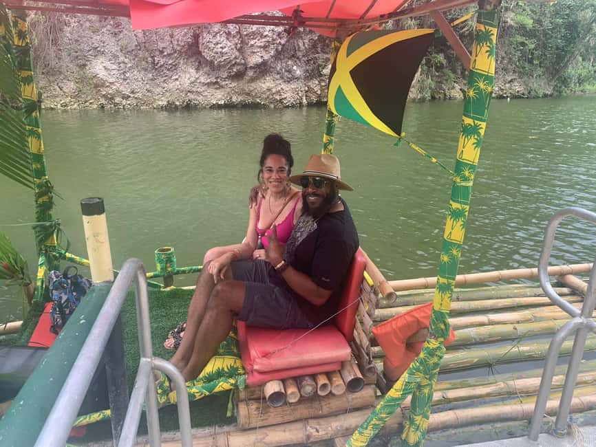 imagem n.9 de Ocho Rios : Bamboo River Rafting em Ocho Rios Jamaica. atividade em Clarendon, carregada pelo fornecedor