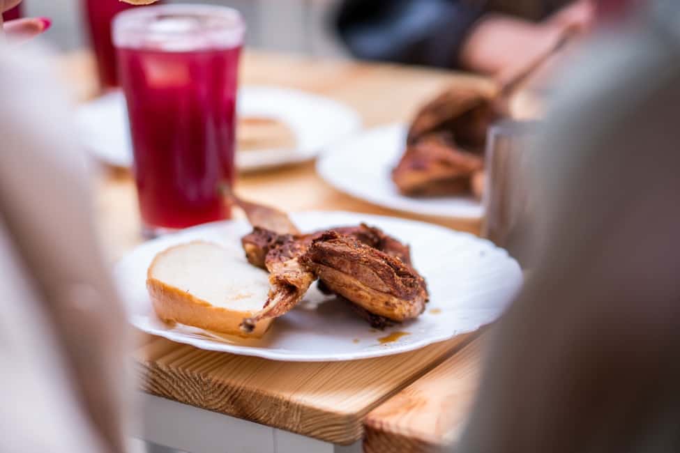 Bild Nr. 8 von Sevilla: Flavors of Andalucía Geführte Food Tour mit Verkostungen Aktivität in Sevilla, hochgeladen vom Anbieter