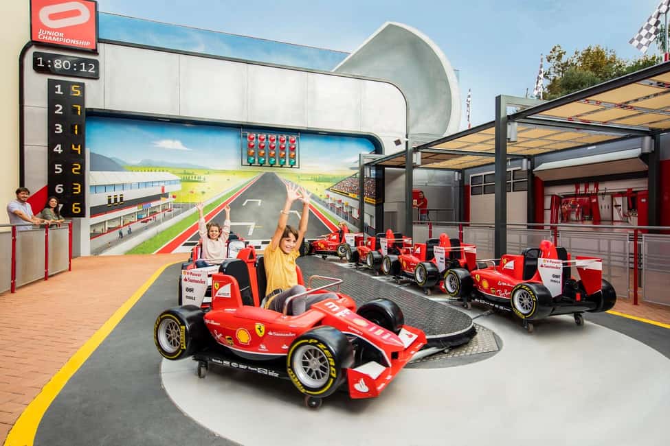 Image N°4 de PortAventura et Ferrari Land : Excursion d'une journée au départ de Barcelone activité à Tarragone, publiée par le prestataire