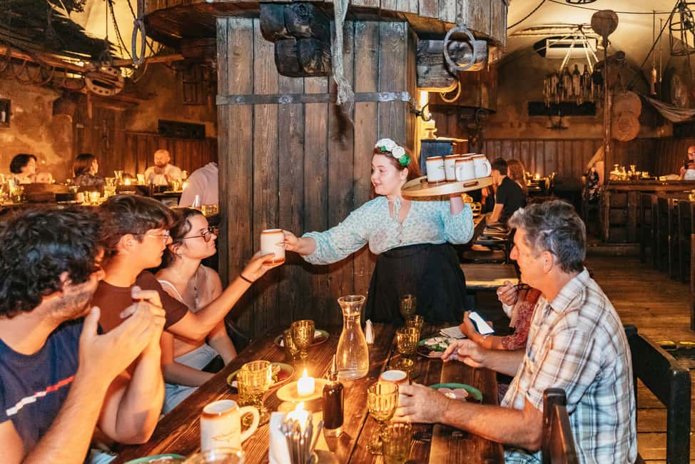 Image N°12 de Prague : Dîner médiéval avec boissons illimitées activité à Prague, publiée par le prestataire