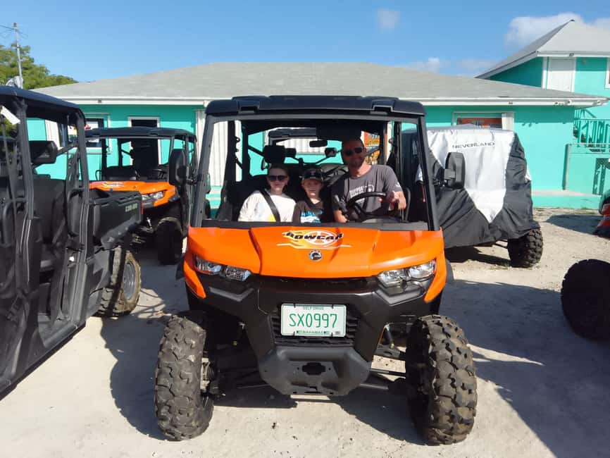 Image N°23 de Exuma, Bahamas : Location de Buggy 6 places avec haut-parleur Bluetooth activité à Nassau, Bahamas, publiée par le prestataire