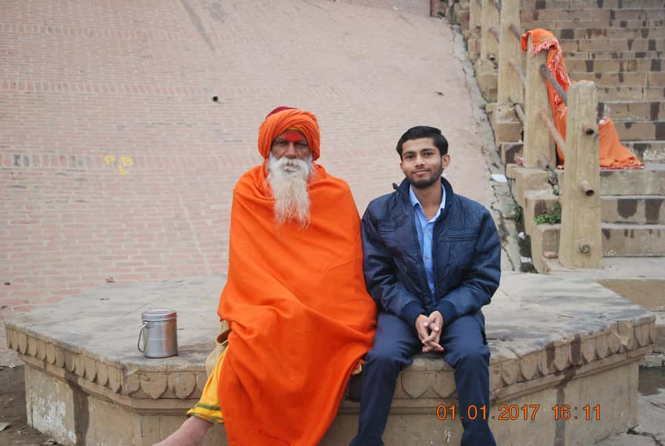 imagem n.20 de Passeio de um dia em Varanasi - Passeio de barco, caminhada, templo de ioga, luta livre atividade em Varanasi, carregada pelo fornecedor