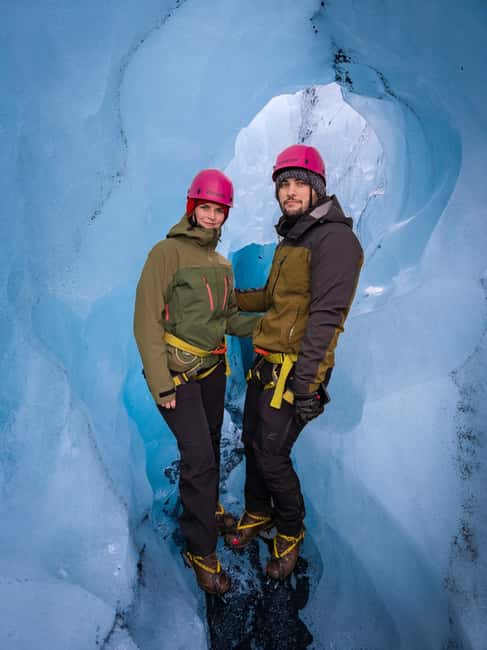 imagen n.º 4 de Glaciar Sólheimajökull: Excursión guiada con equipo actividad en Suðurland, subida por el proveedor