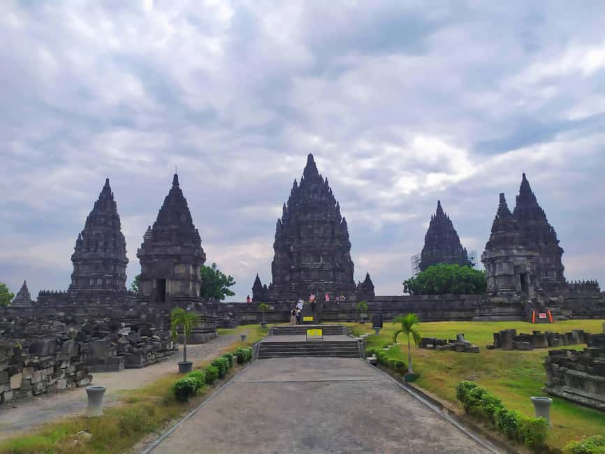 image n.10 of Yogyakarta: Borobudur sunrise(guarantee climb up)& Prambanan activity in Yogyakarta, uploaded by supplier