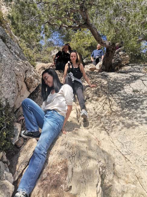 image n.17 of Marseille: Calanques National Park Guided Hike with Picnic activity in Marseille, uploaded by supplier