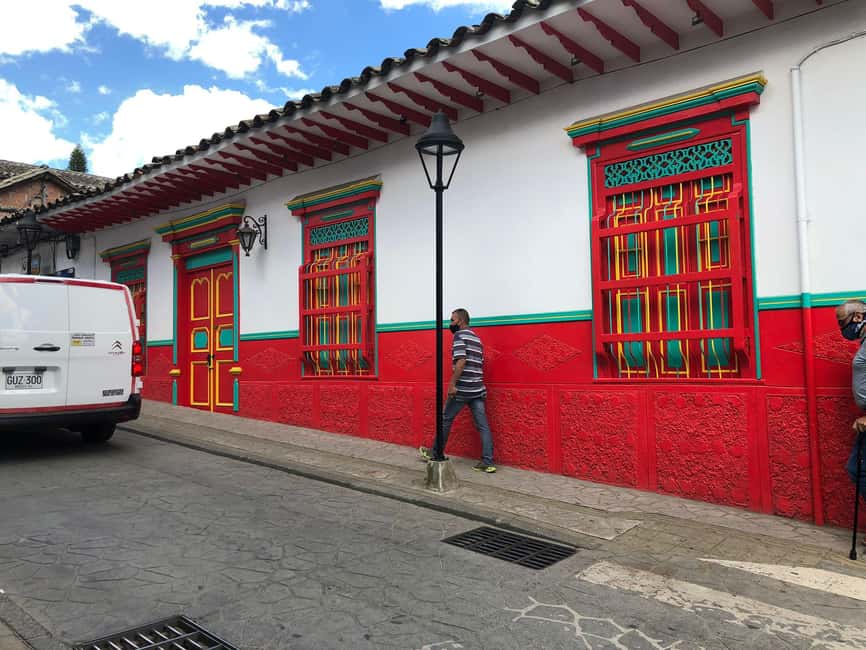 imagem n.7 de Medellín: Vila Guatape com degustação de café e frutas atividade em El Peñol, carregada pelo fornecedor