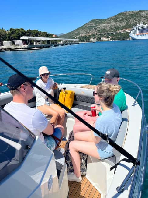 afbeelding n.2 van Blauwe en groene grot met romantische zonsondergang activiteit in Dalmatië, geüpload door aanbieder