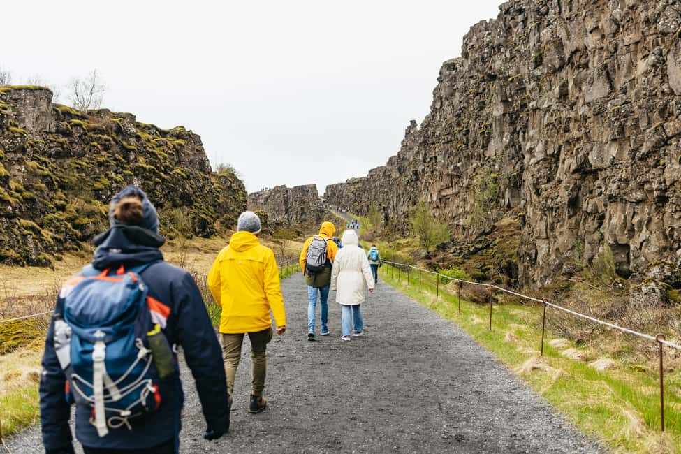 bild nr.9 av Reykjavik: Gyllene cirkeln, kratern och Blå lagunen Minibuss Tour aktivitet i Reykjavik, uppladdad av arrangören