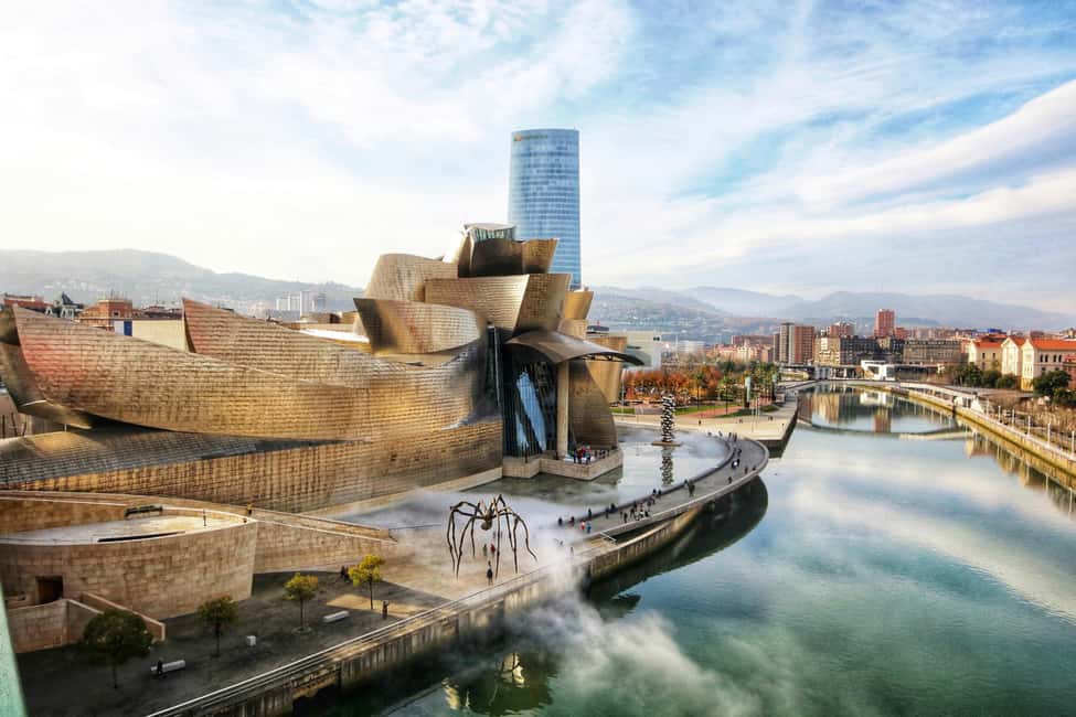 image n.1 of Bilbao: Guggenheim Museum Private Guided Visit activity in Bilbao, uploaded by supplier