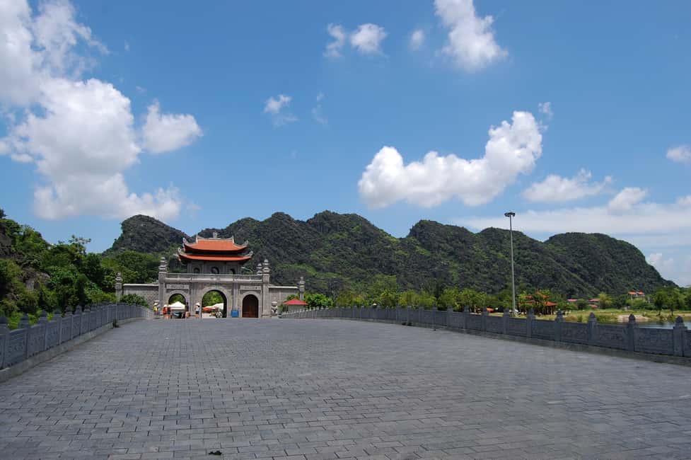 image n.20 of From Hanoi: Hoa Lu, Mua Cave and Tam Coc Full-Day Trip activity in Ninh Binh, uploaded by supplier
