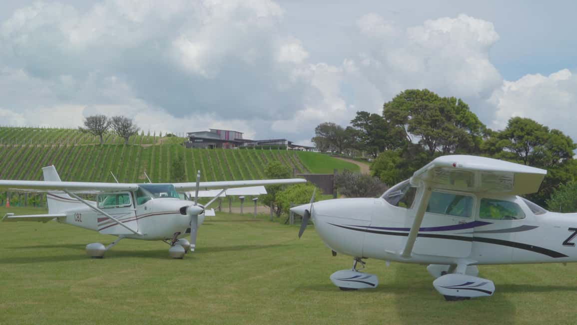 image n.2 of Waiheke Island: 30-Minute Scenic Flight activity in North Island, uploaded by supplier
