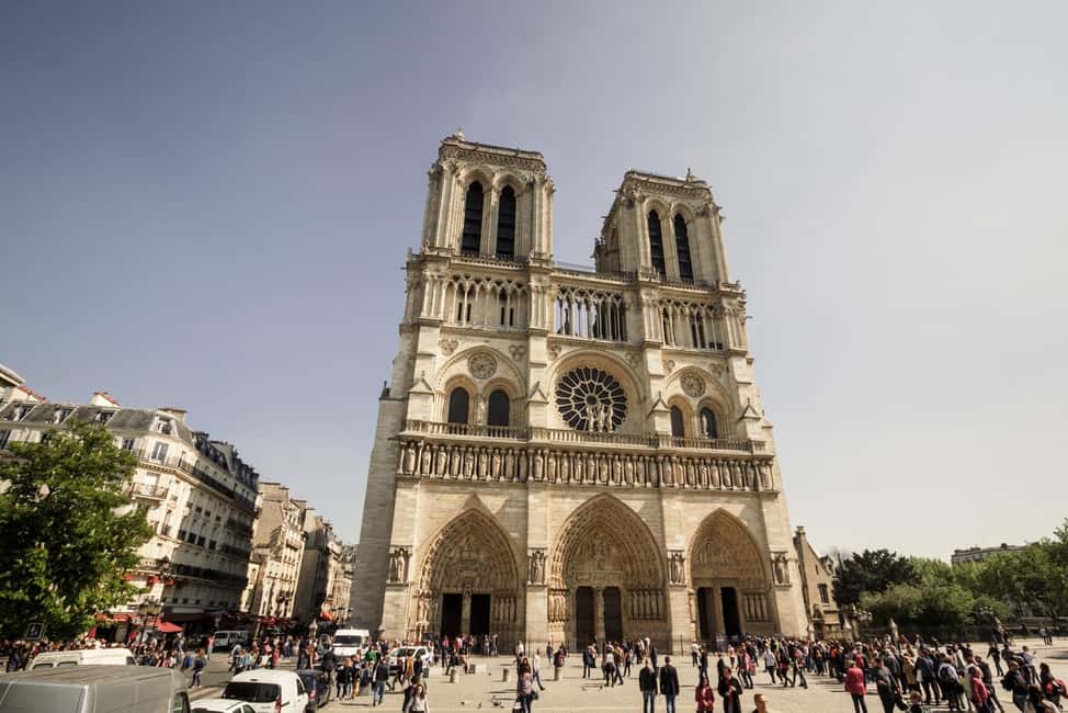 Image N°9 de Paris : Visite guidée de l'Île de la Cité et croisière sur la Seine activité à Paris, publiée par le prestataire
