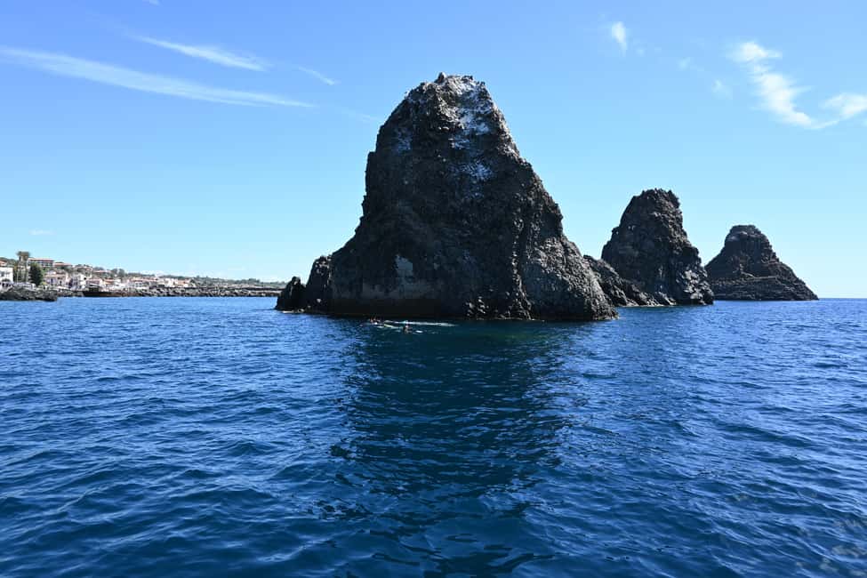 image n.4 of Catania: Boat Tour and Snorkeling with Aperitif and Prosecco activity in Acireale, uploaded by supplier