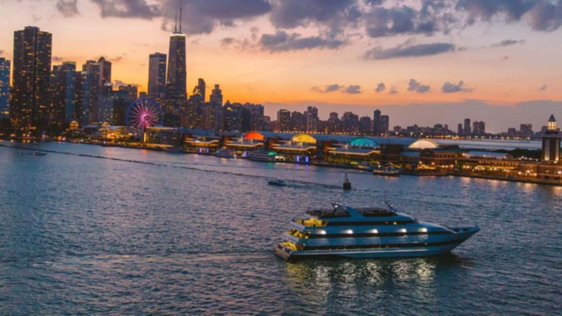 изображение номер 17 мероприятия City Cruises Chicago: Премиум-круиз с обедом или ужином в городе Чикаго, загруженное организатором