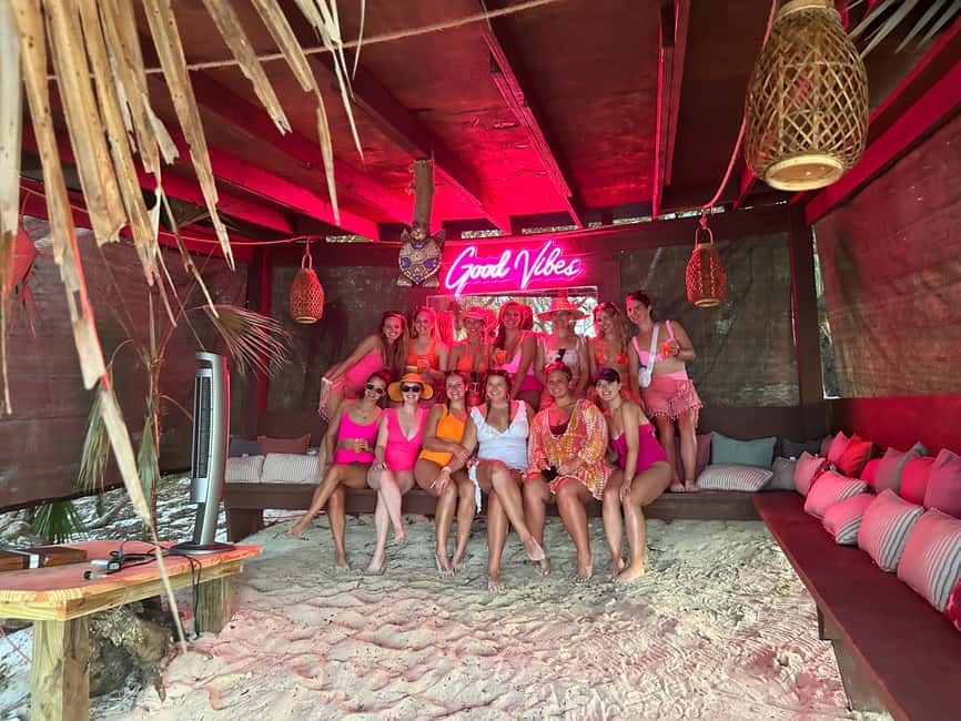 Image N°88 de Nassau : Plongée en apnée dans les récifs, tortues, déjeuner et club de plage privé activité à Bahamas, publiée par le prestataire