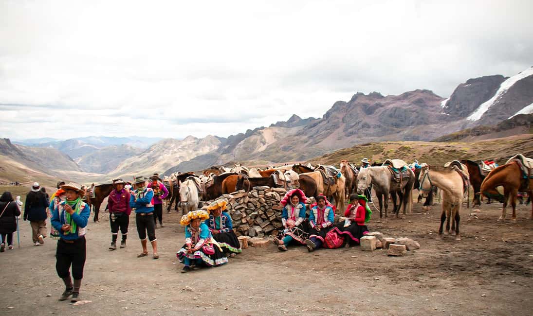 imagem n.18 de Cusco: Tour particular à Montanha Arco-Íris e ao Vale Vermelho atividade em Avanos, carregada pelo fornecedor