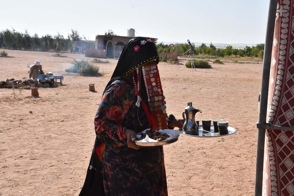 Immagine nº 4 di Hurghada: Avventura nel deserto con osservazione delle stelle in jeep e cena attività a Hurghada, caricata dal fornitore