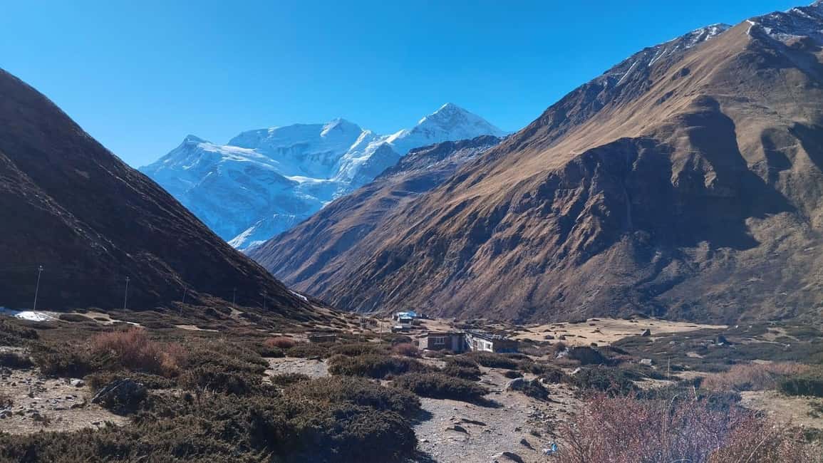 image n.52 of 8-Day Adventurous Annapurna Circuit Trek via Thorongla Pass activity in Pashchimanchal, Western Region, uploaded by supplier